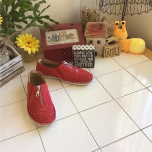 ‘Earth” Callisto Leather Slip-Ons